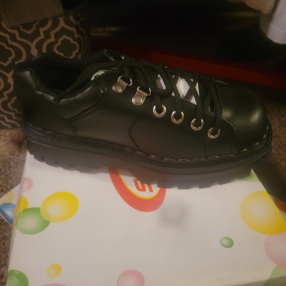 BRAND NEW SODA SHOES